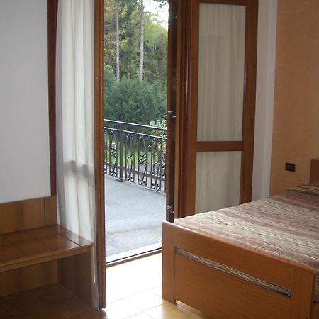 Albergo Il Castellino Boario Terme Eksteriør bilde