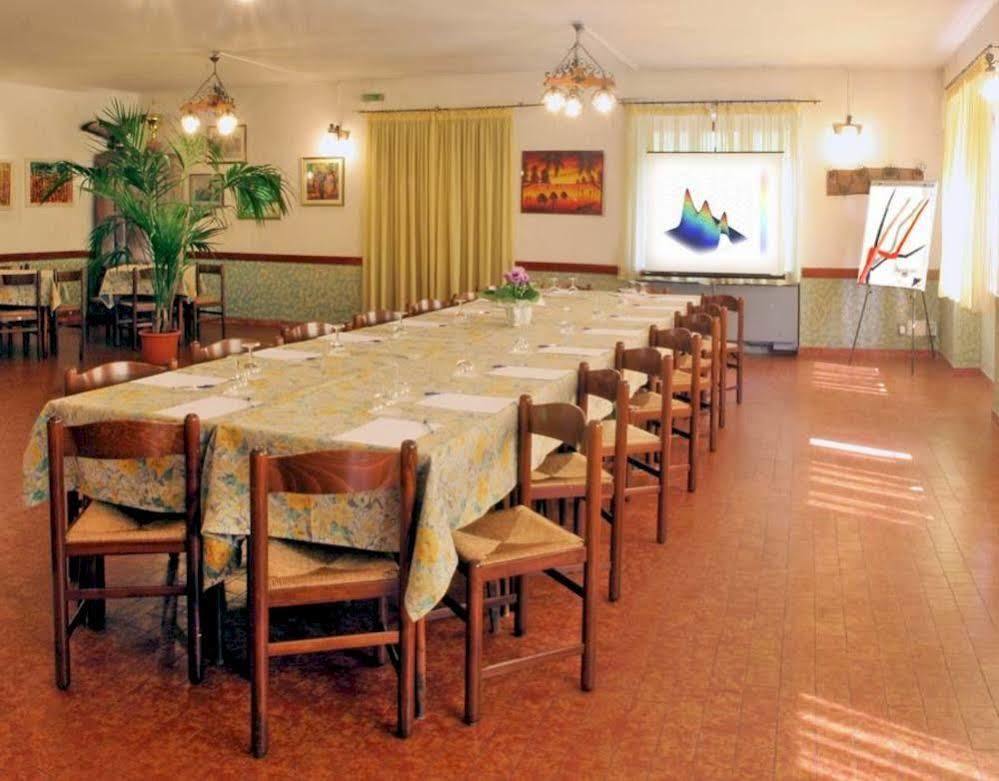 Albergo Il Castellino Boario Terme Eksteriør bilde